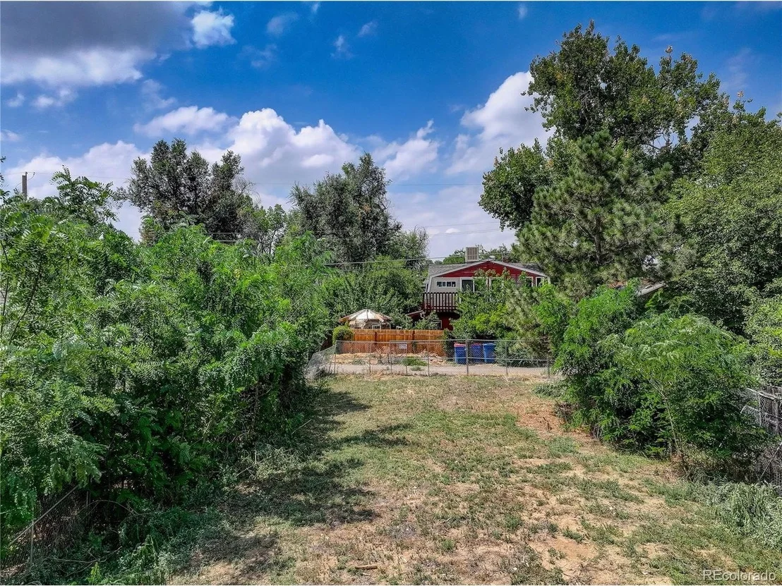 Photo of 2275 Harlan St