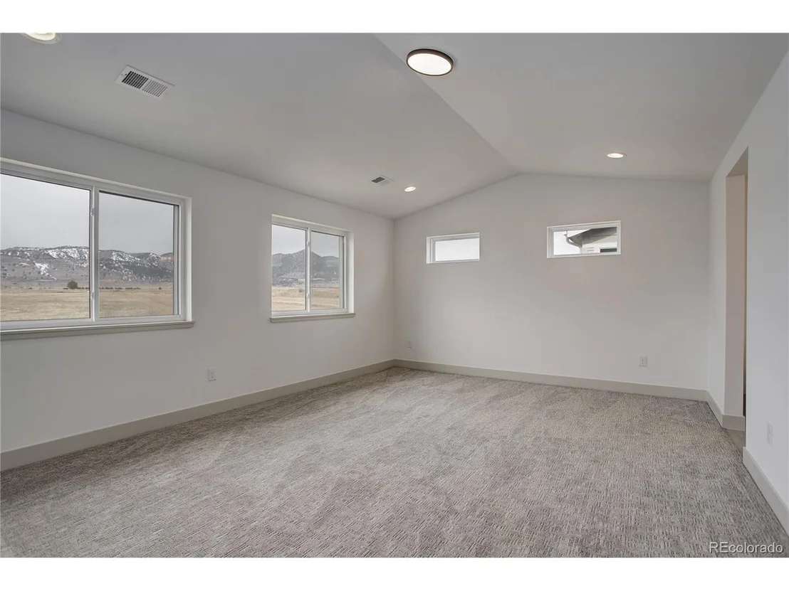 Photo of 9377 Iron Mountain Way