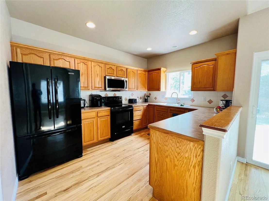 Photo of 6188 Viewpoint Ave