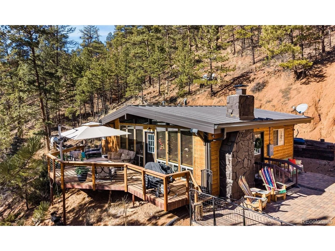 Photo of 15185 Rainbow Dr