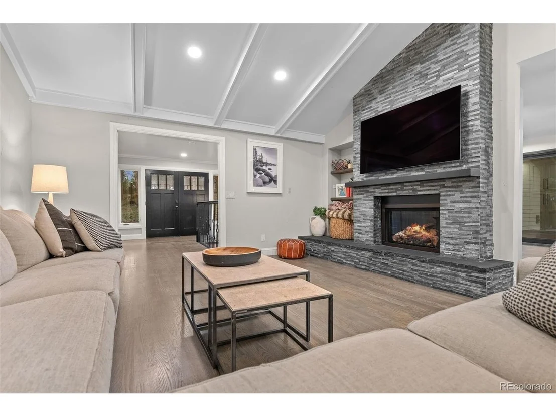Photo of 29843 Canterbury Cir
