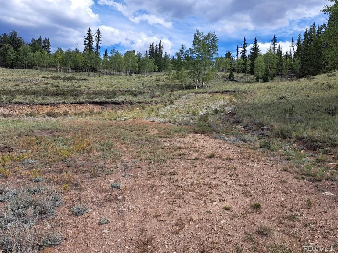 Photo of 736 Stagestop Rd