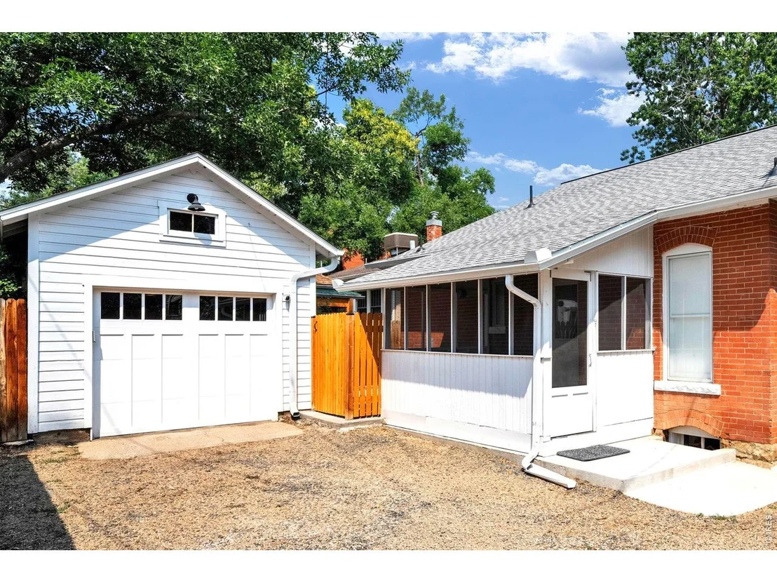 Photo of 624 Maxwell Ave