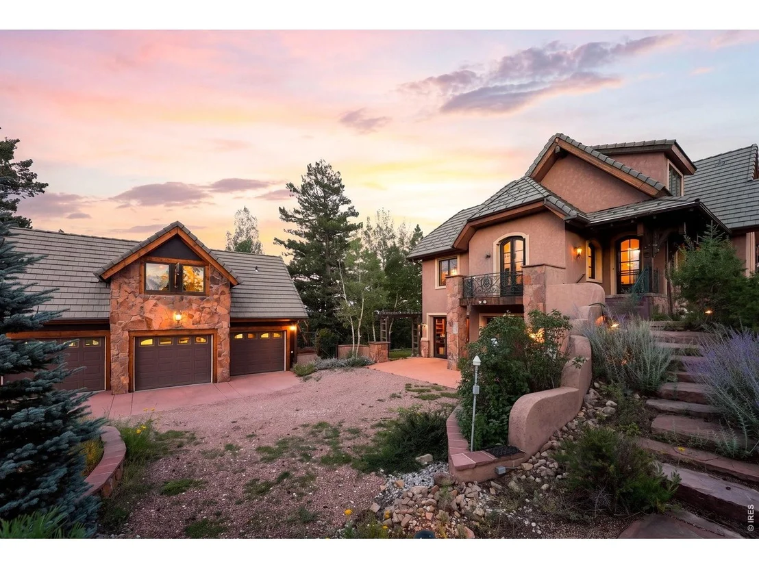 Photo of 2717 Bison Dr