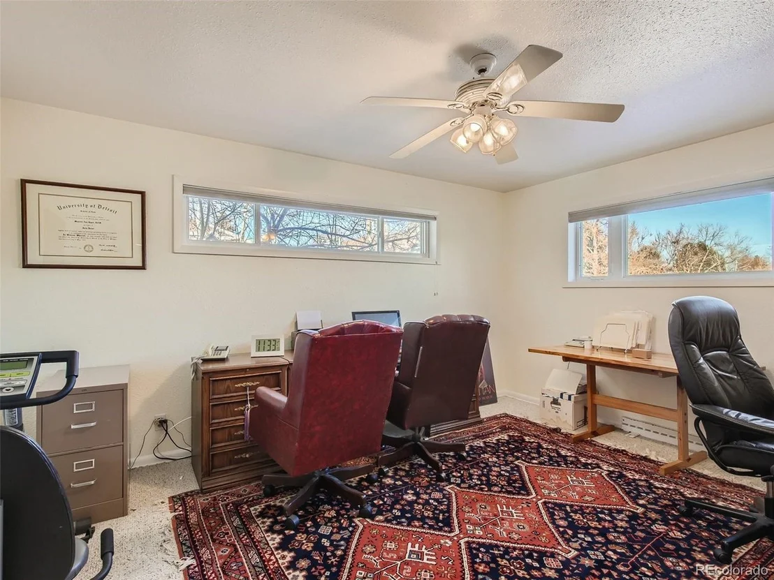 Photo of 201 Locust Ln