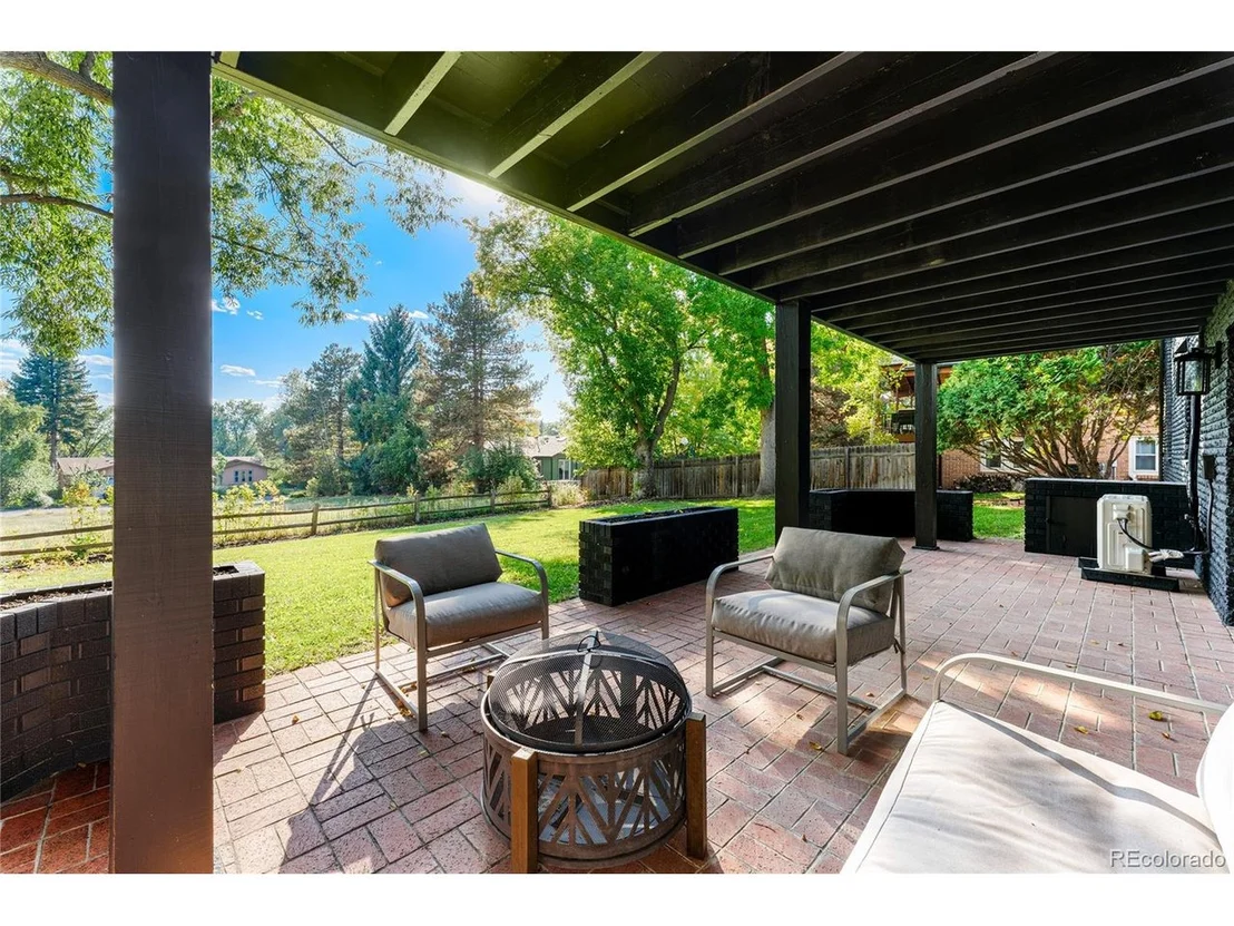 Photo of 1401 Hillside Dr