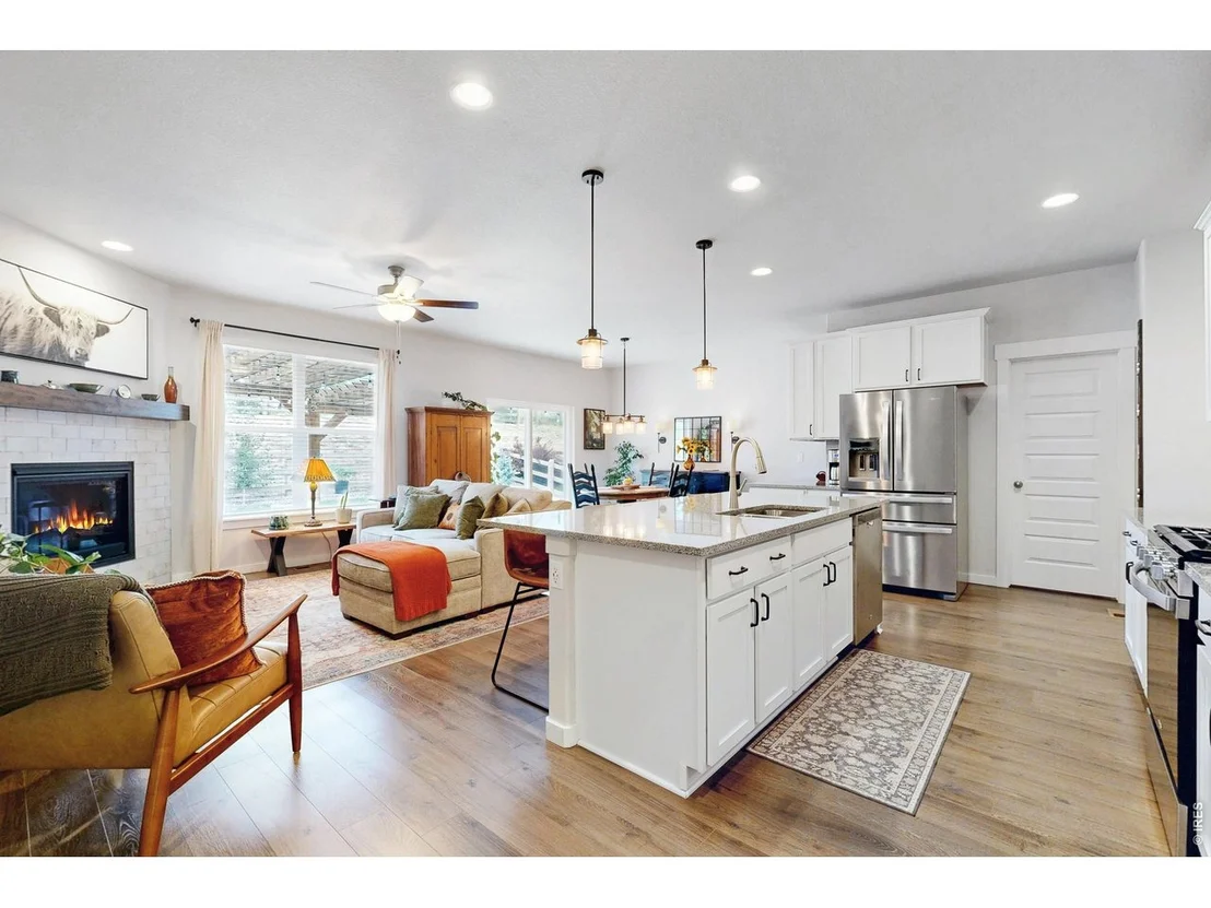 Photo of 360 Capitol Reef St