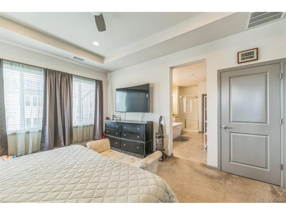 Photo of 13329 Newport Cir