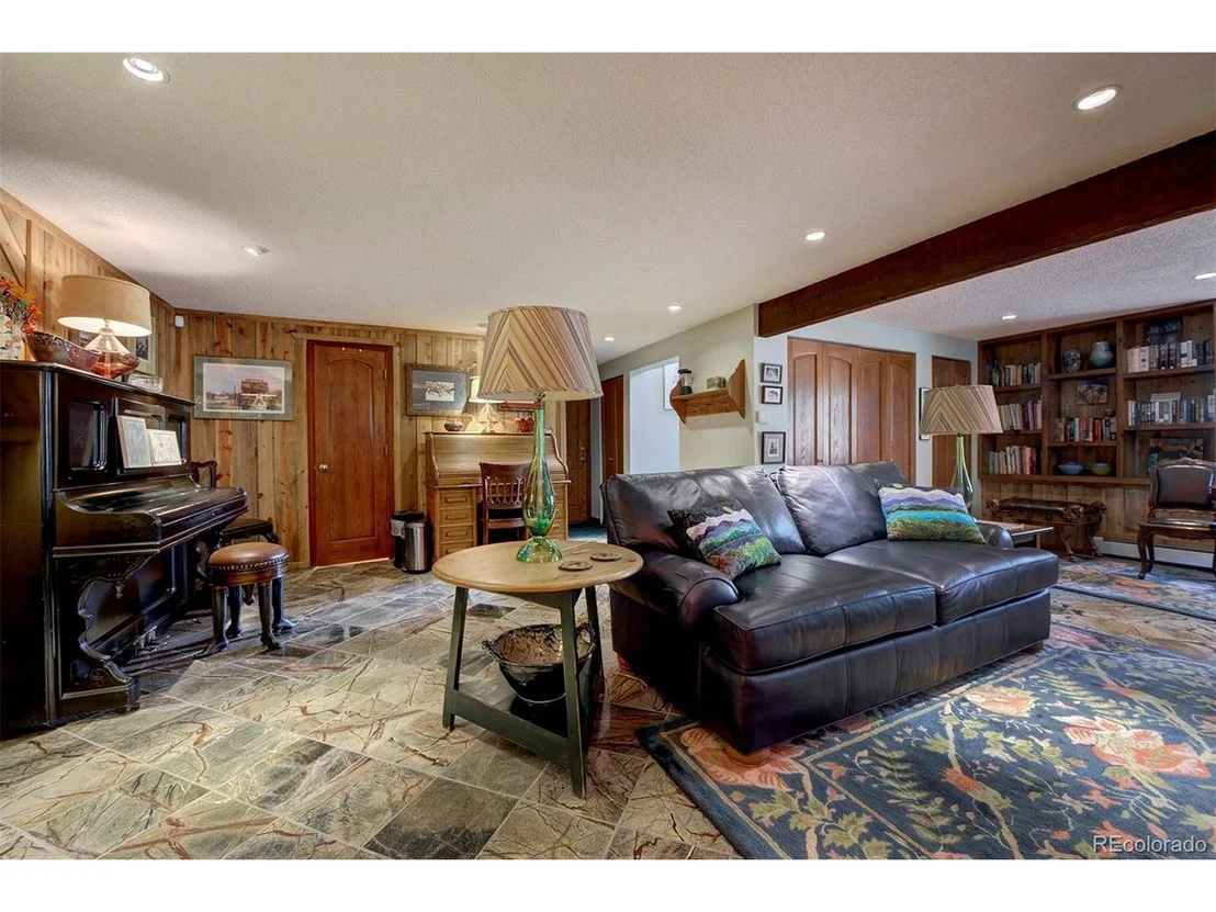 Photo of 25178 Stanley Park Rd