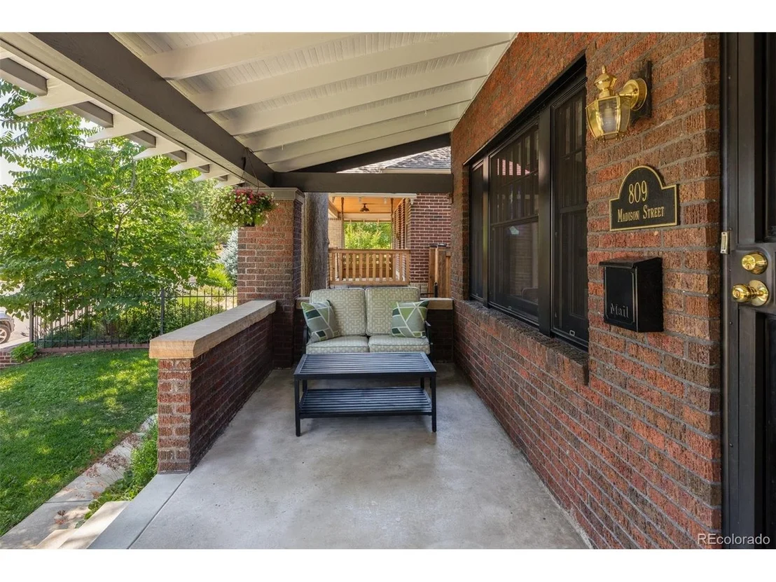 Photo of 809 Madison St