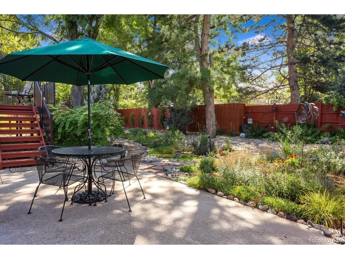 Photo of 115 Manhattan Dr