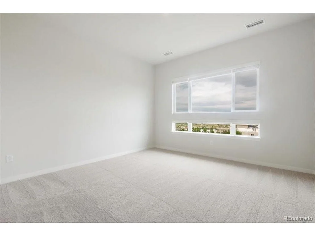 Photo of Unit 1403 at 487 Interlocken Blvd