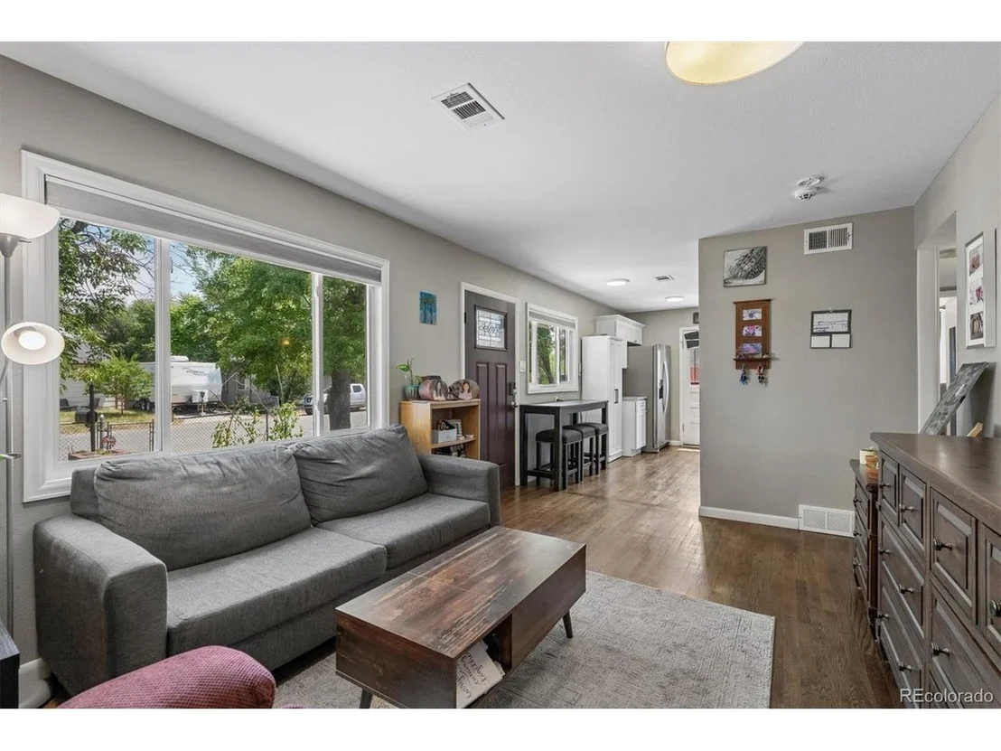 Photo of 5275 Ingalls St