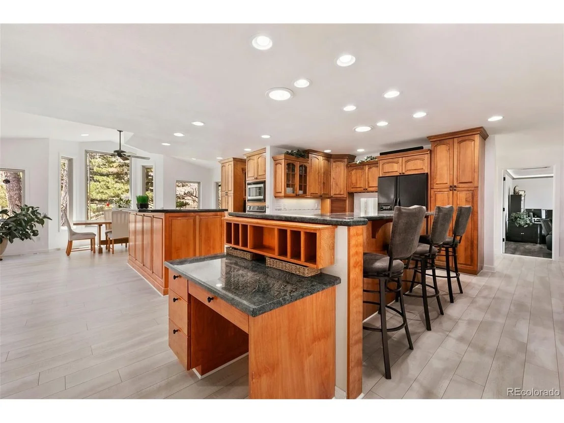 Photo of 4017 Spruce Dr