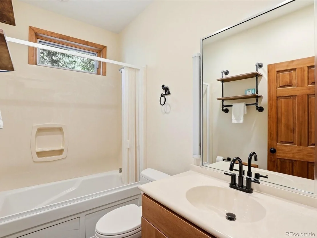 Photo of 2547 Mill Creek Rd