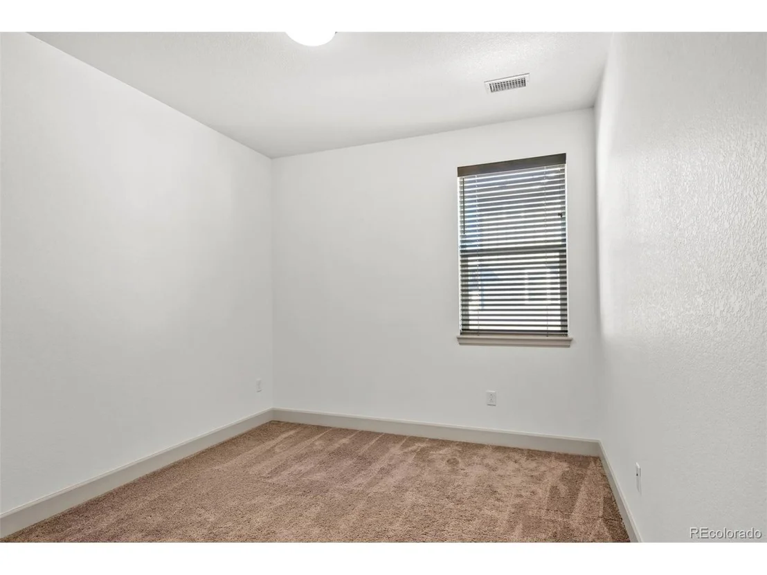 Photo of 5738 Urban Ctr