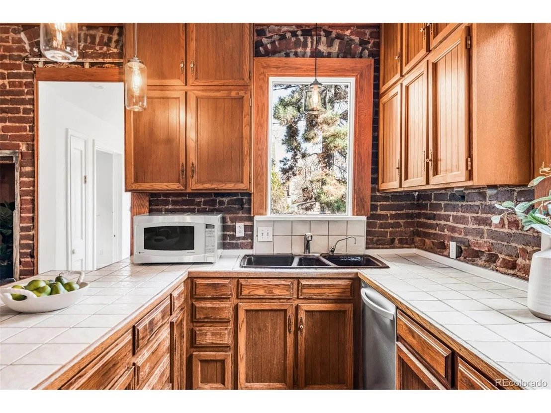 Photo of 3336 Bryant St
