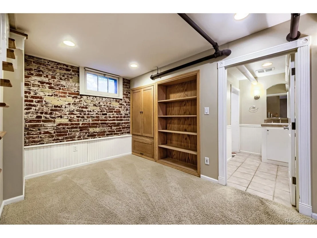 Photo of 428 Colorado Blvd