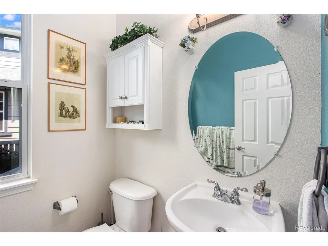 Photo of 4922 Shenandoah Ave