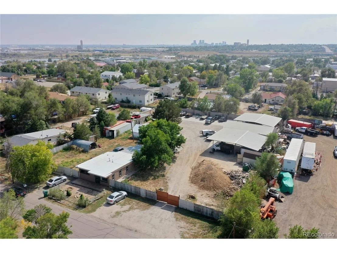 Photo of 2900 W 66th Pl
