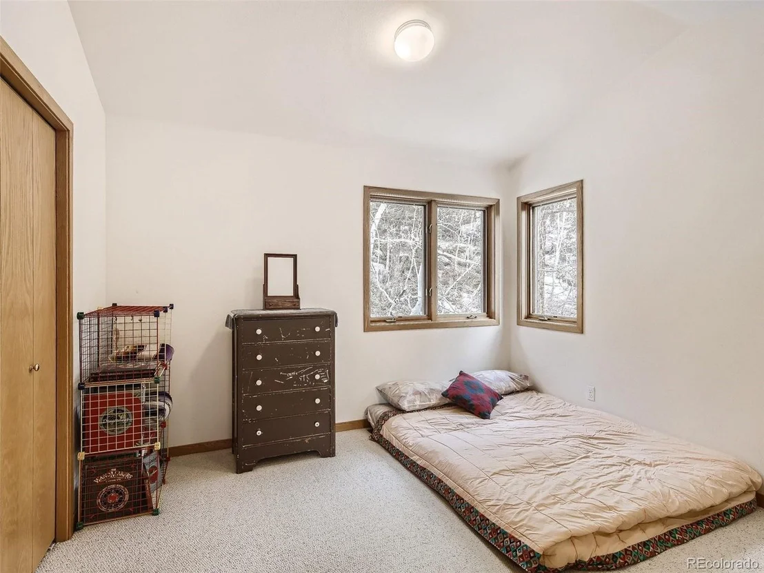 Photo of 597 Pine Glade Rd
