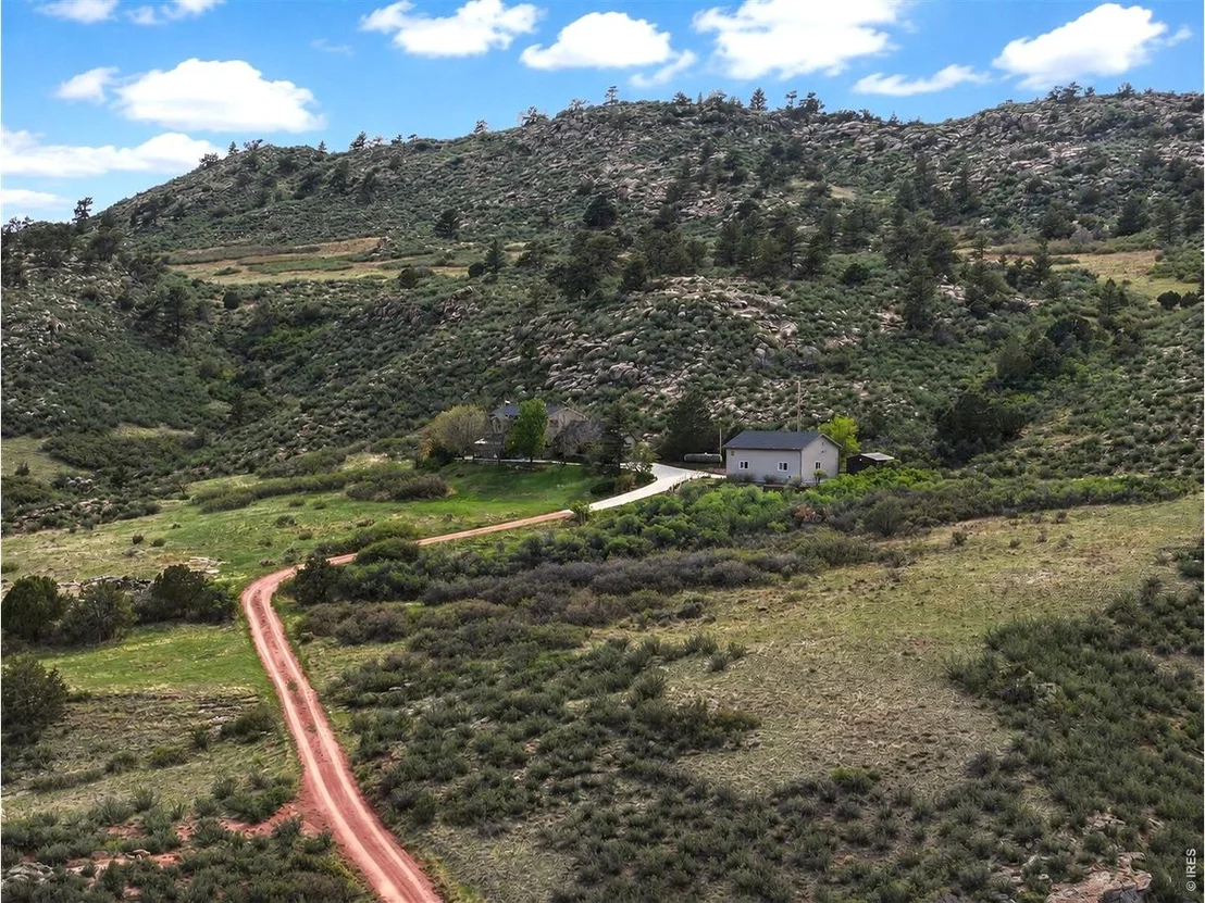 Photo of 26 Poorwill Ln