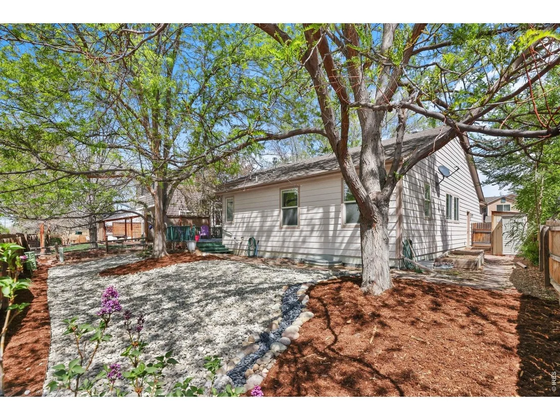 Photo of 657 Nelson Park Dr