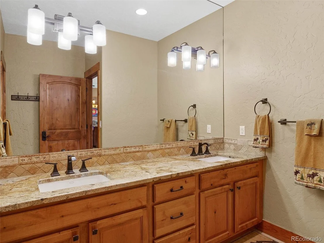 Photo of 1254 Sunset Drive