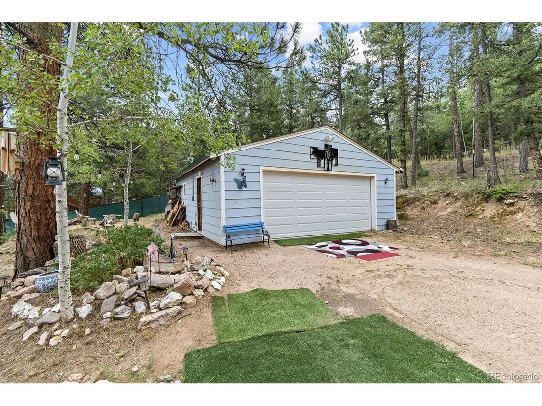 Photo of 41 Yew Ln