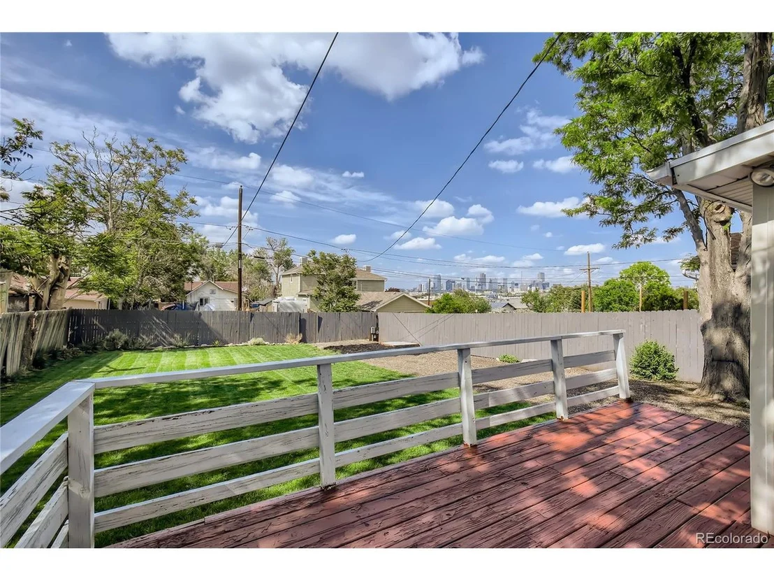 Photo of 2811 W 4th Ave