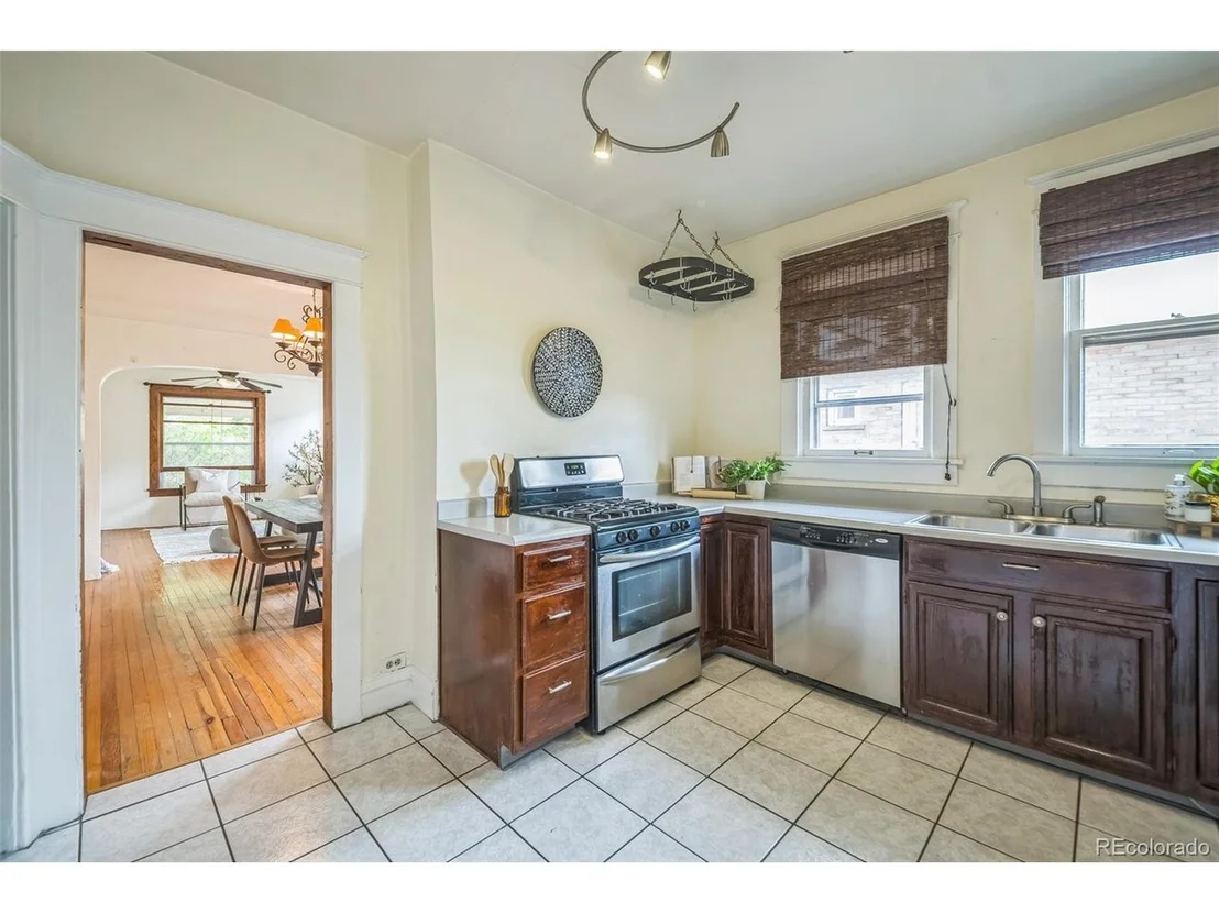 Photo of 3024 W Denver Pl