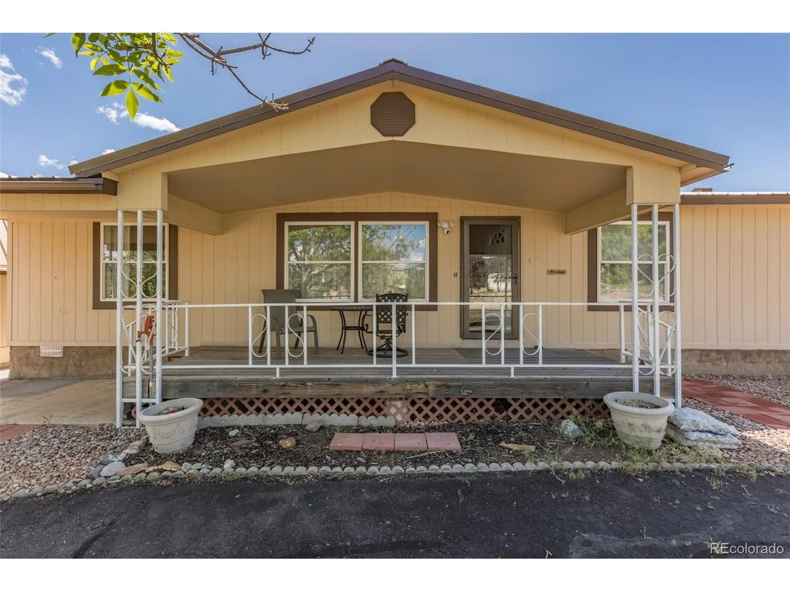 Photo of 246 Loop Dr