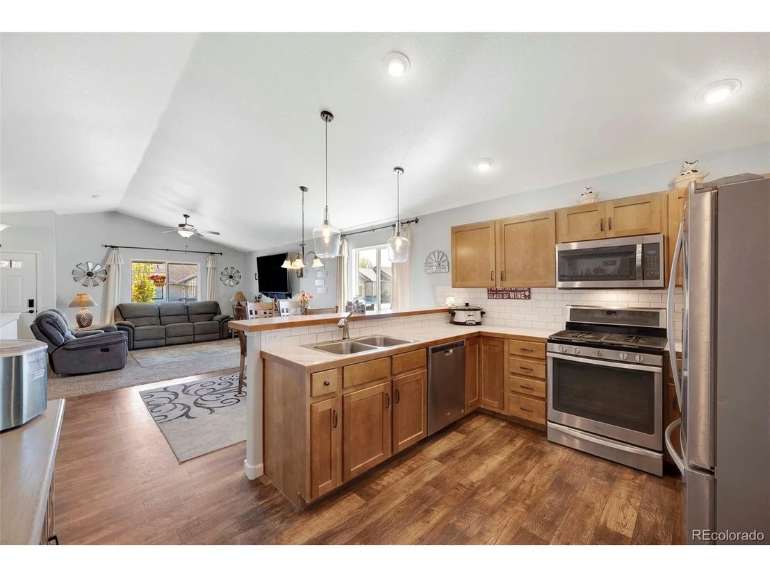 Photo of 2457 Shooting Star Way