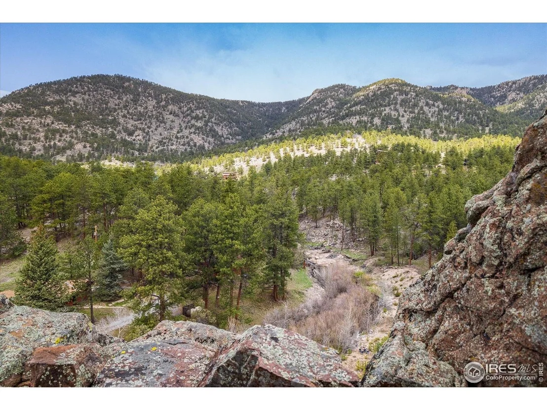Photo of 1289 Kiowa Rd