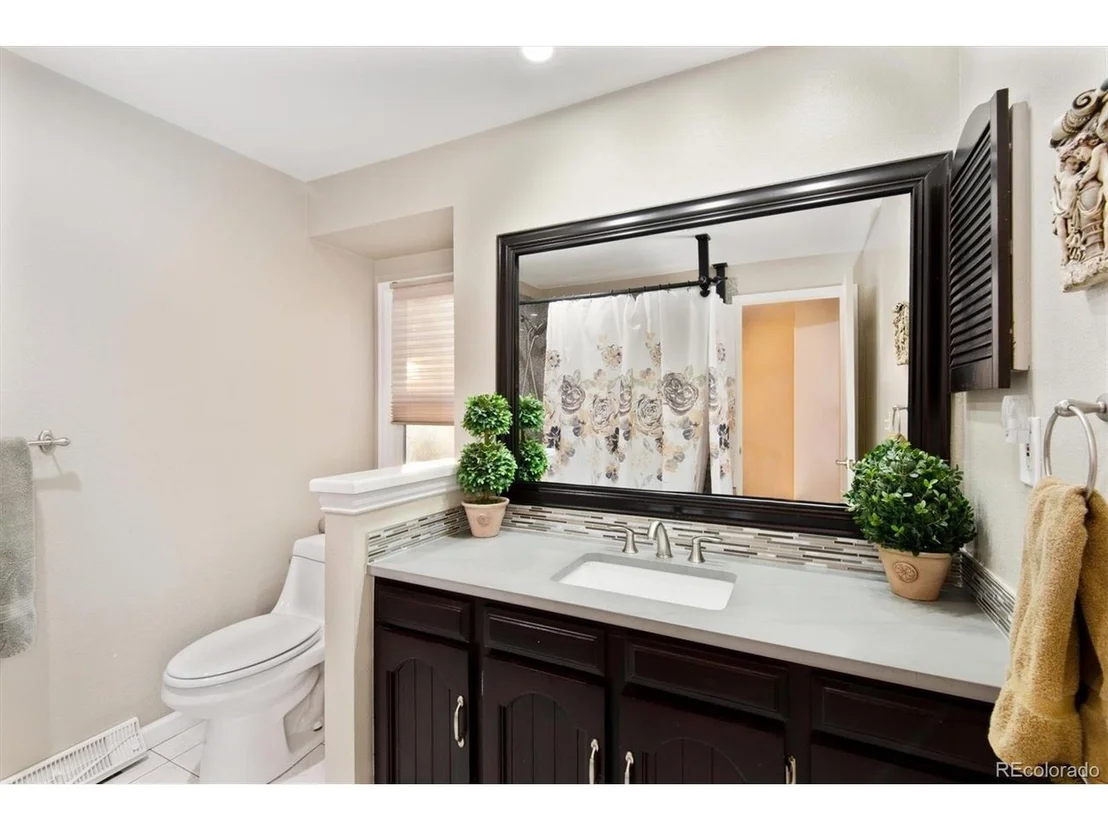 Photo of 4520 W 101st Pl