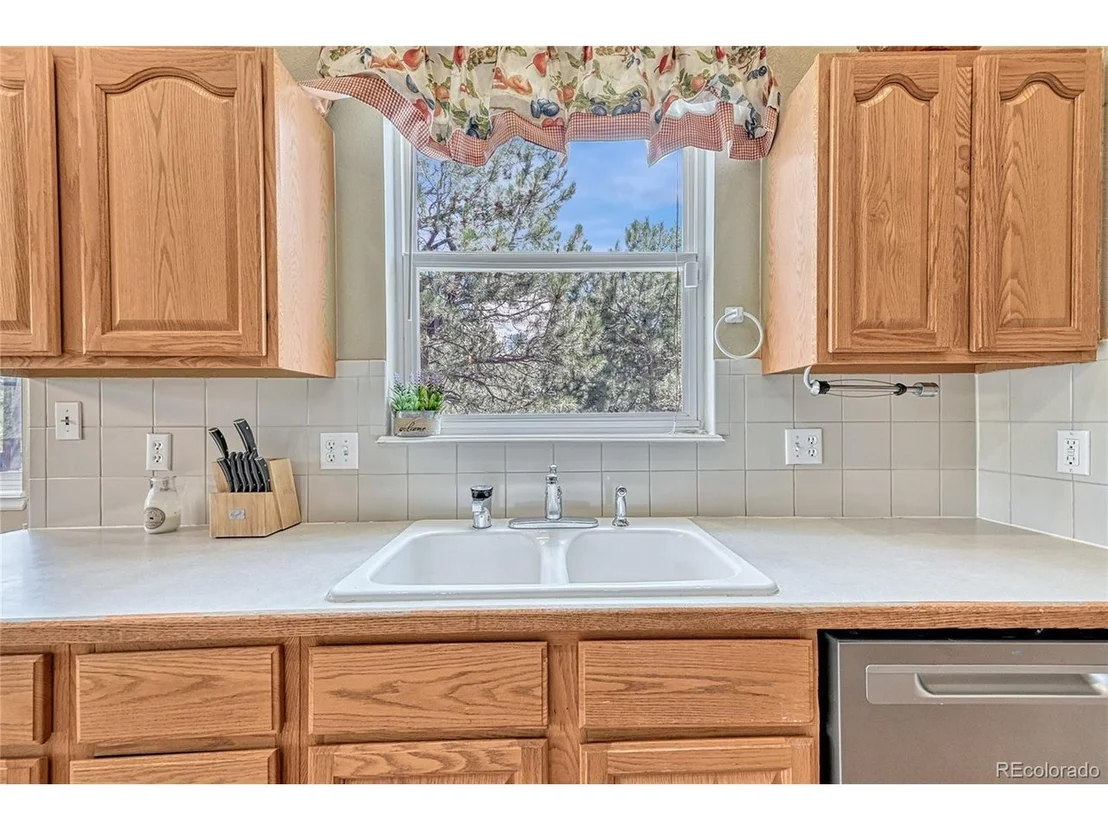 Photo of 1471 Conifer Trl