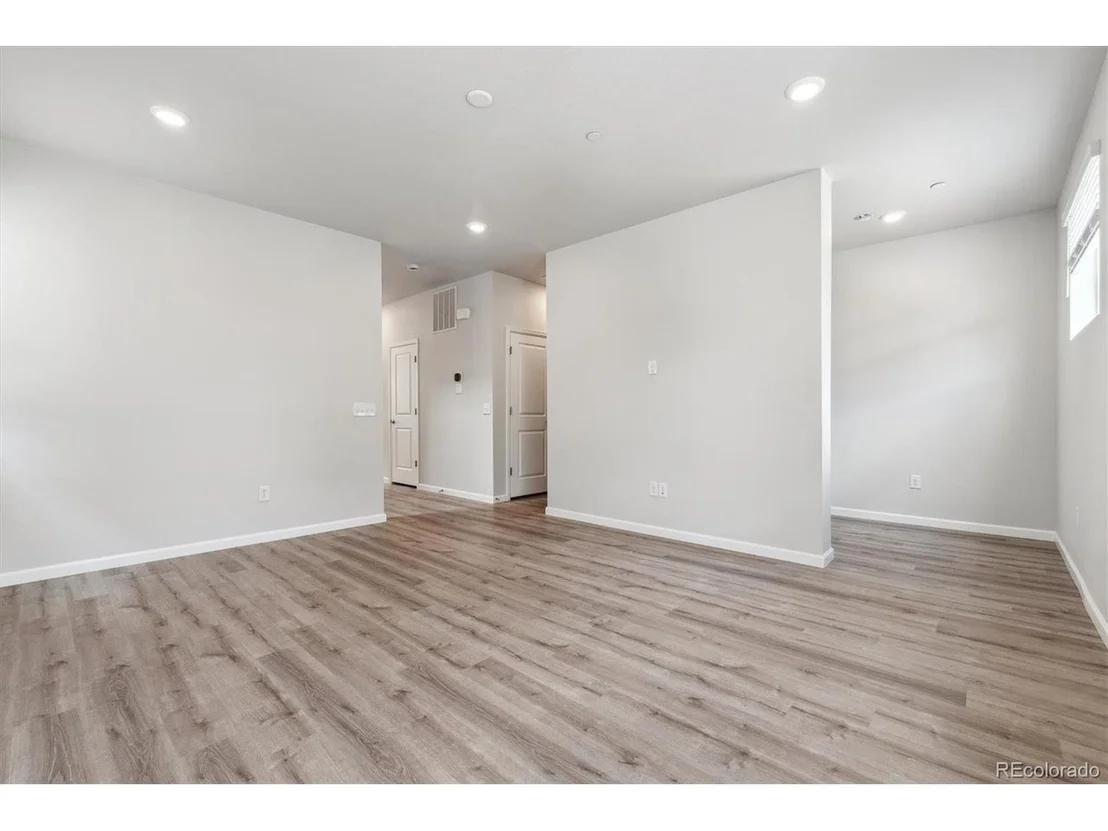 Photo of Unit 101 at 465 Interlocken Blvd