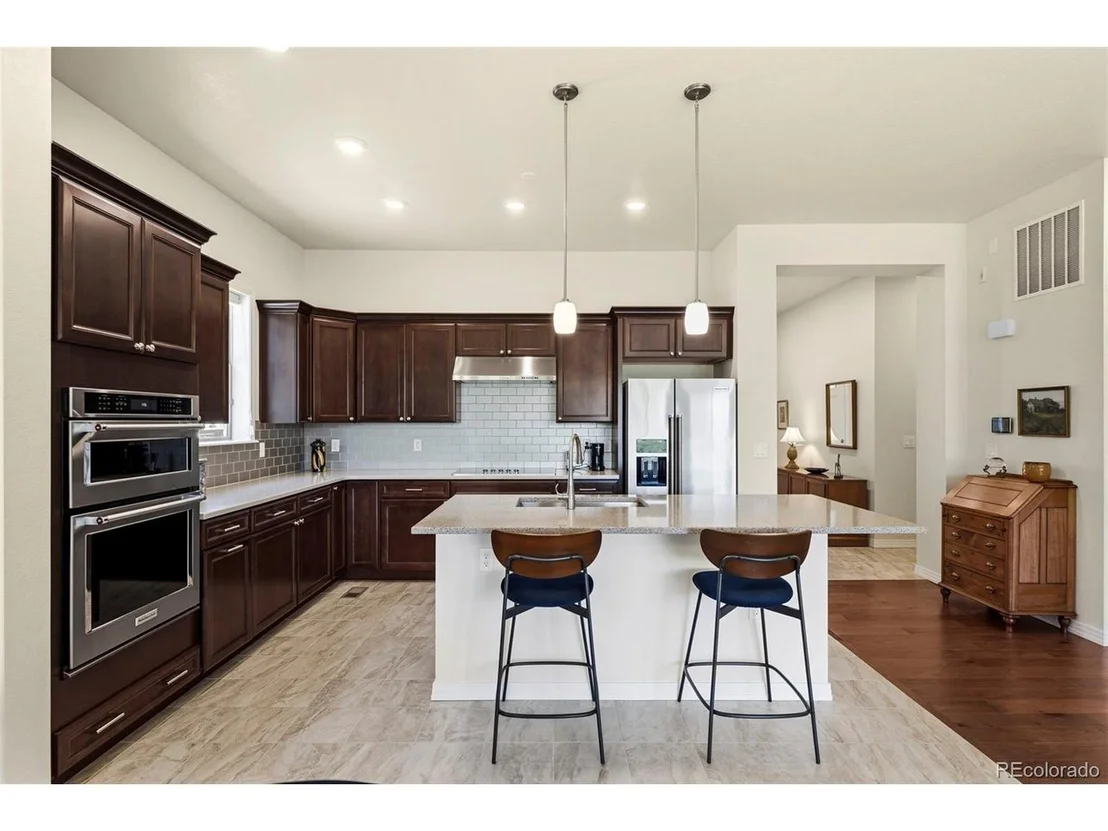 Photo of 1240 Lanterns Ln