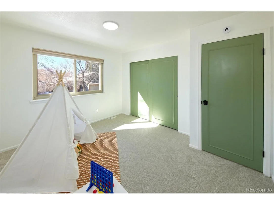 Photo of 16075 E Lehigh Cir