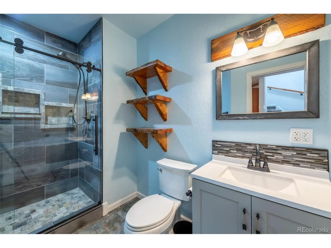 Photo of 2701 Falcon Dr