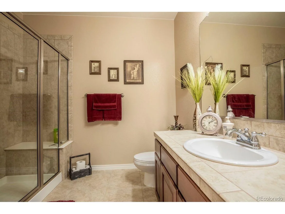 Photo of 2354 S Juniper Cir
