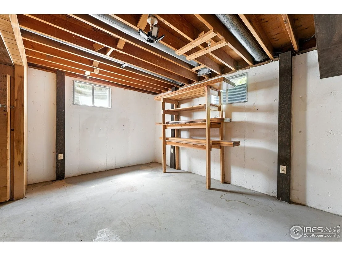 Photo of 175 Iroquois Dr