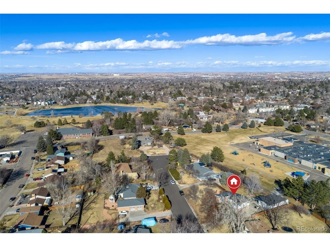 Photo of 2318 Sunset Ln
