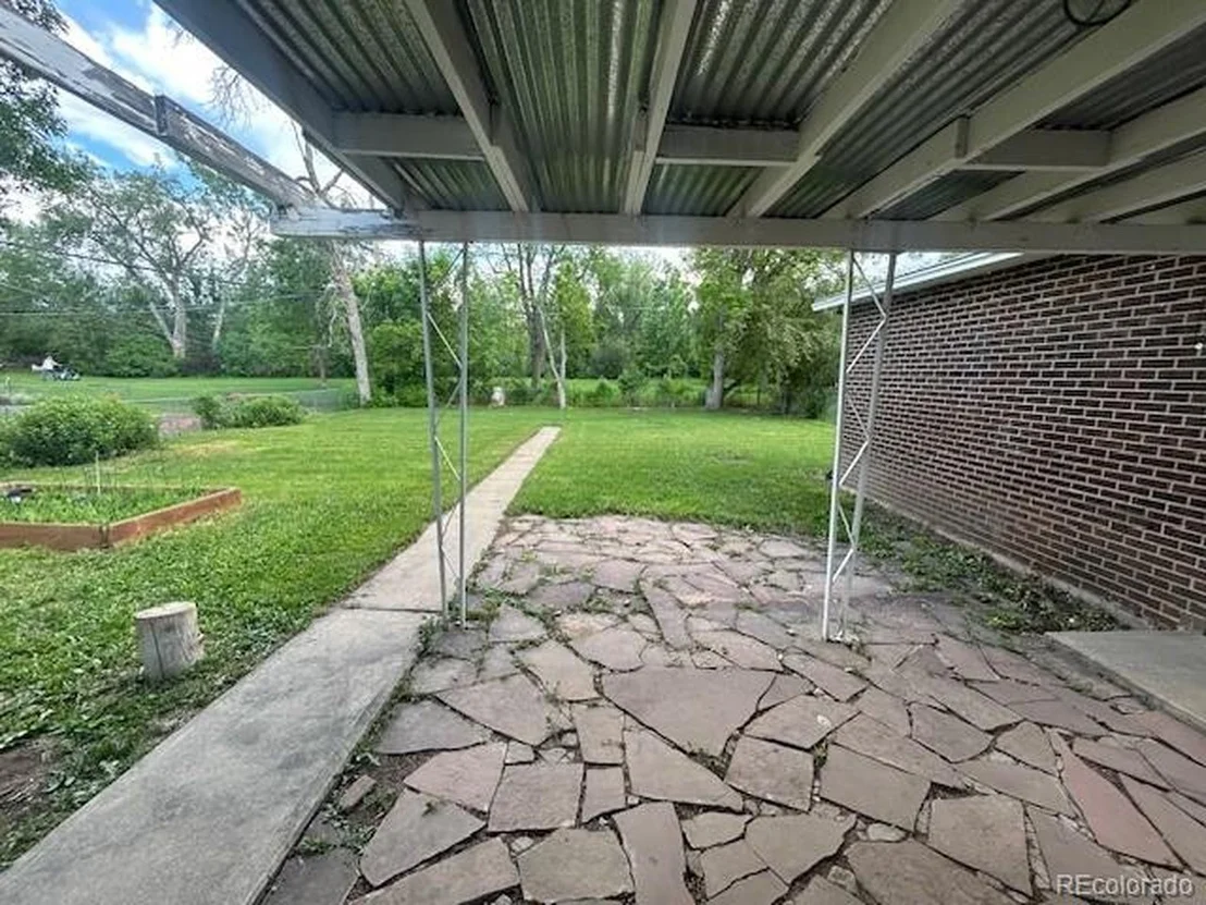 Photo of 3090 Aurora Ave