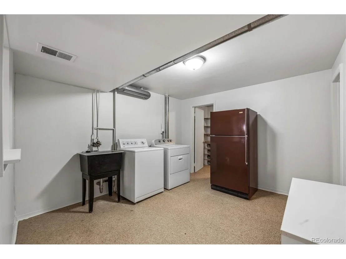 Photo of 3650 W Linvale Pl