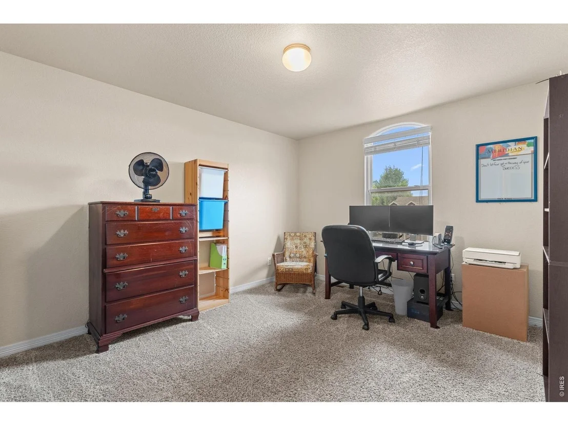 Photo of 562 Dakota Ct