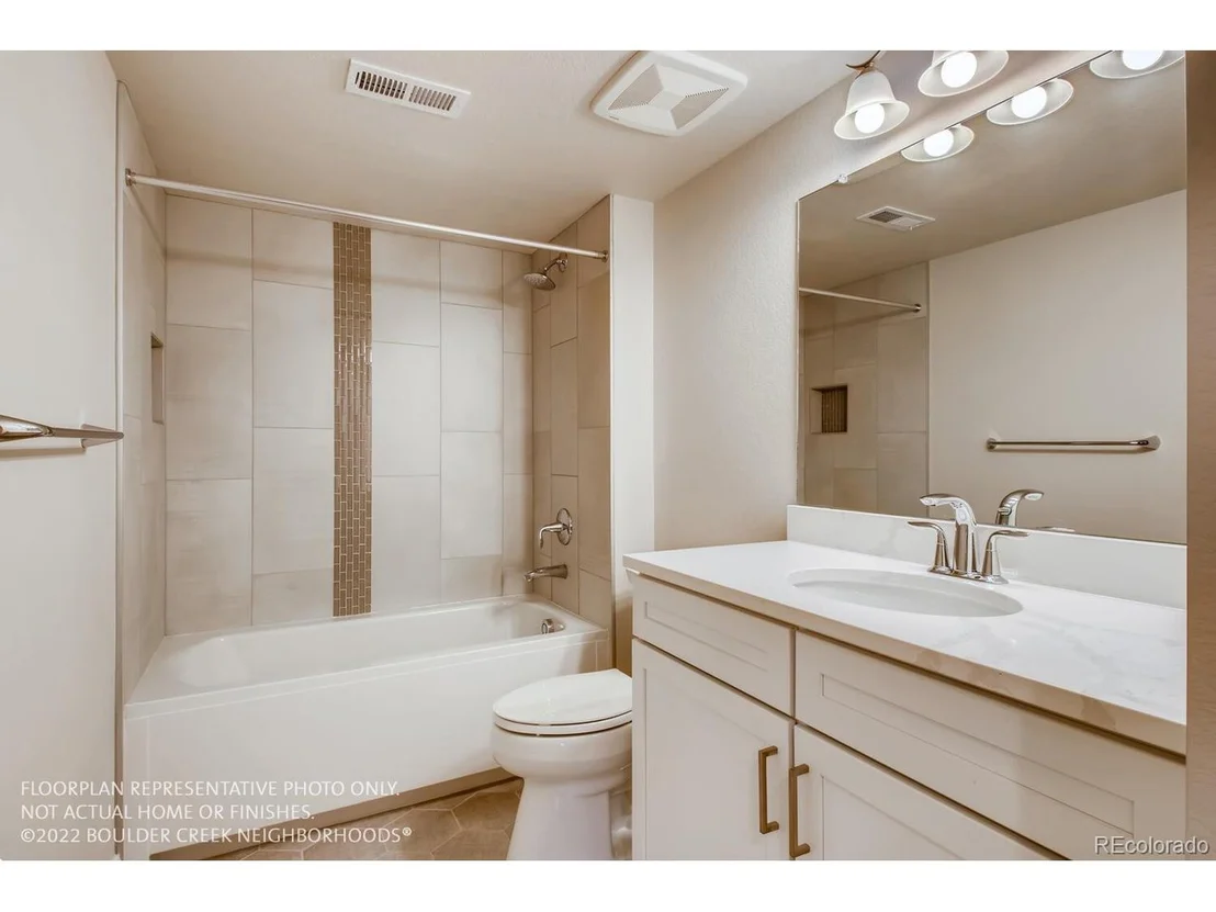 Photo of 886 Quarry Cir