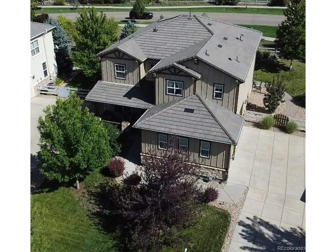 Photo of 2647 Gray Wolf Loop