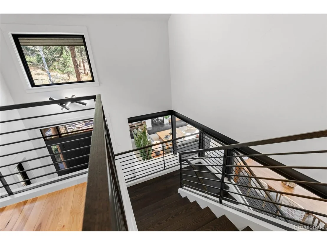 Photo of 14 Pine Brook Rd