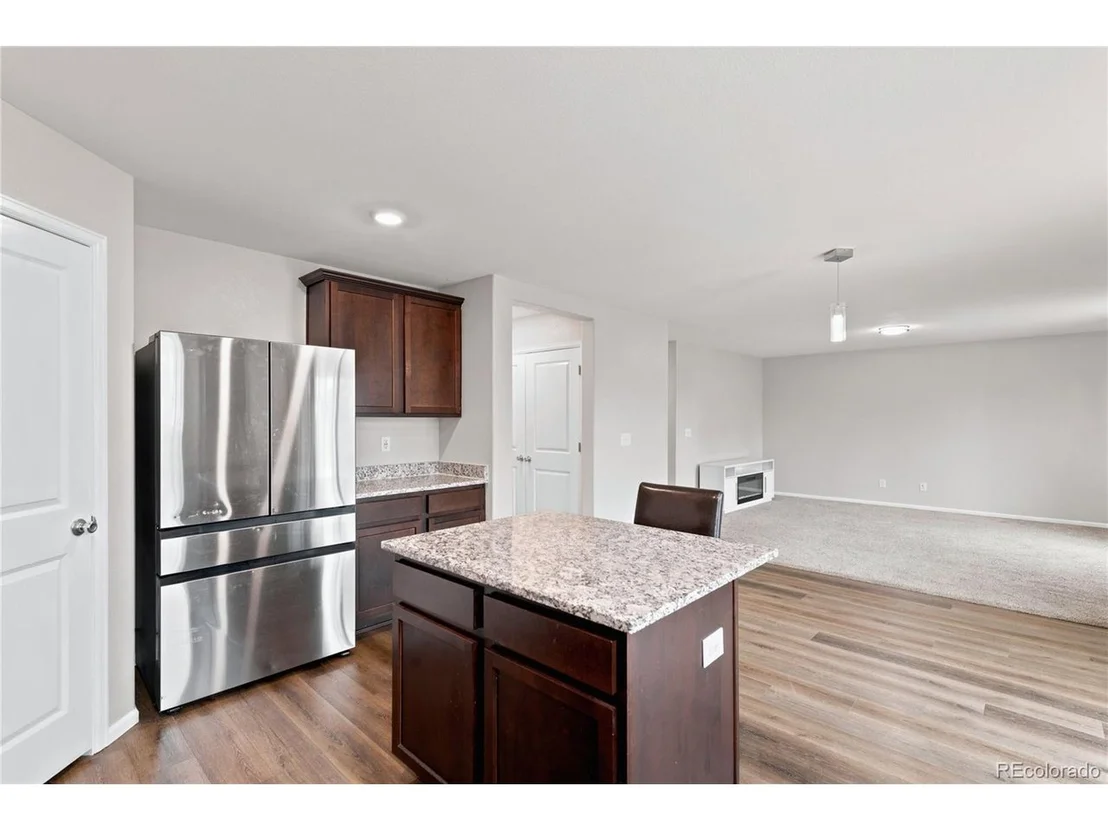 Photo of 47363 Lilac Ave